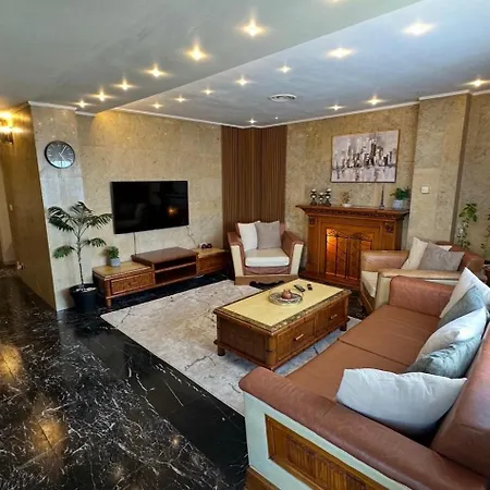 Appartement - 3 Bedroom Near Constanţa