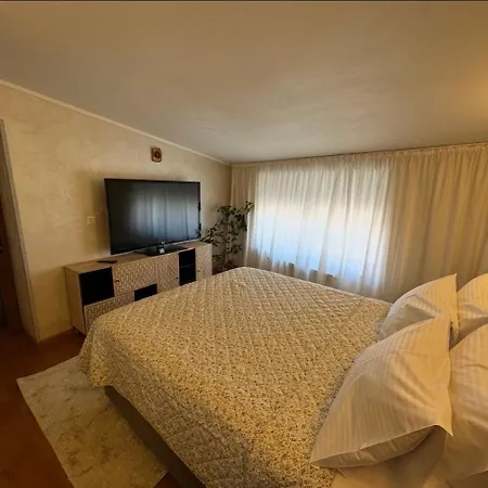 Appartement - 3 Bedroom Near *