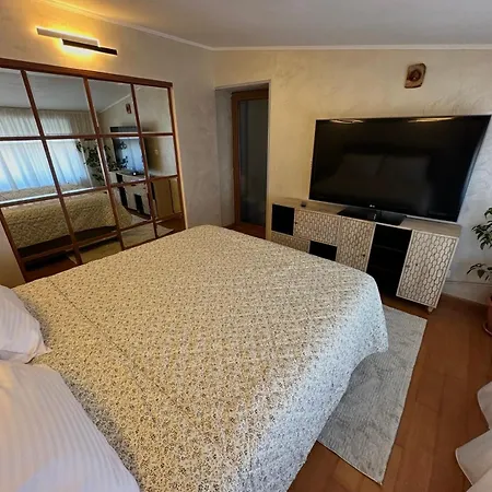 - 3 Bedroom Near Appartement